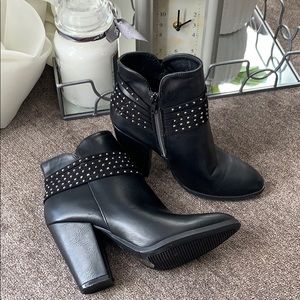 Black bedazzled booties!
